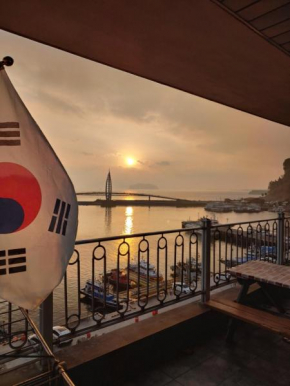Seom Guesthouse